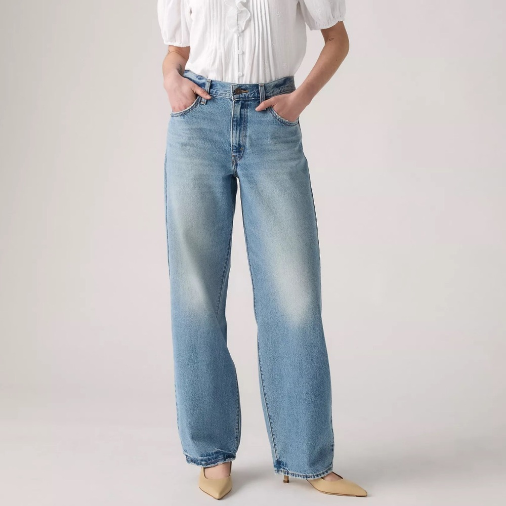 Levi’s Baggy Dad in Easy Days